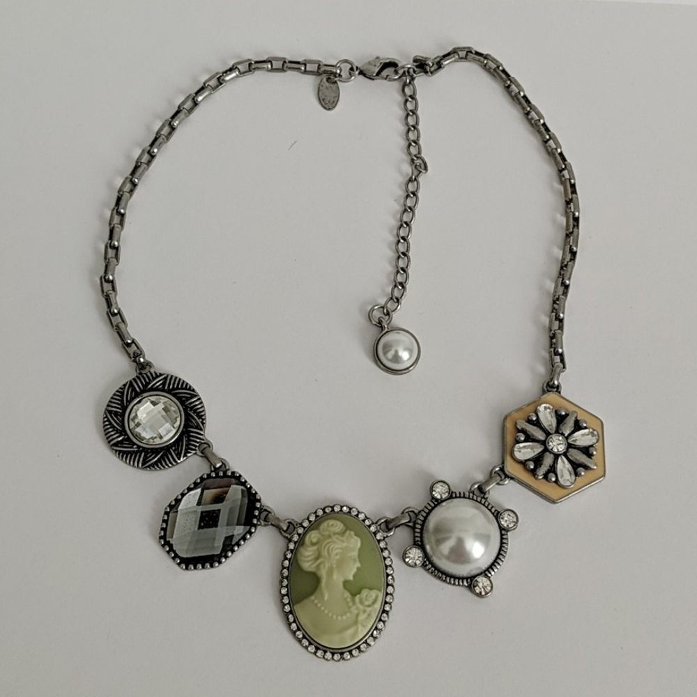 Cameo necklace